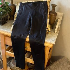 Theory Women’s Perfect Lambskin Pants Black Fabulous Design!! Skinny!